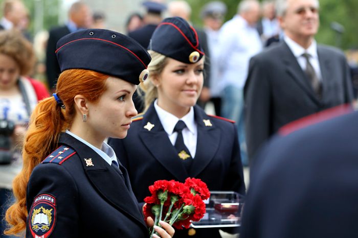 Симпатичные девушки на страже порядка (24 фото) Симпатичные девушки на страже порядка (24 фото)