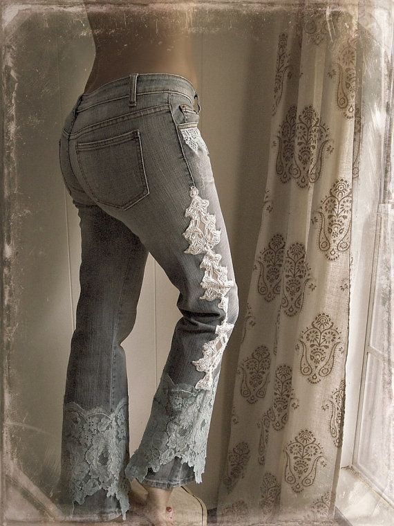 Как сделать свои джинсы супер модными с помощью кружева