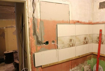 Муж сам отремонтировал эту кухню в 5 кв.м. пока жена гостила у тещи. После приезда, она просто была ошарашена от увиденного… Муж сам отремонтировал эту кухню в 5 кв.м. пока жена гостила у тещи. После приезда, она просто была ошарашена от увиденного…