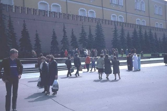 Москва в преддверии 1 мая 1982 года. Москва в преддверии 1 мая 1982 года.