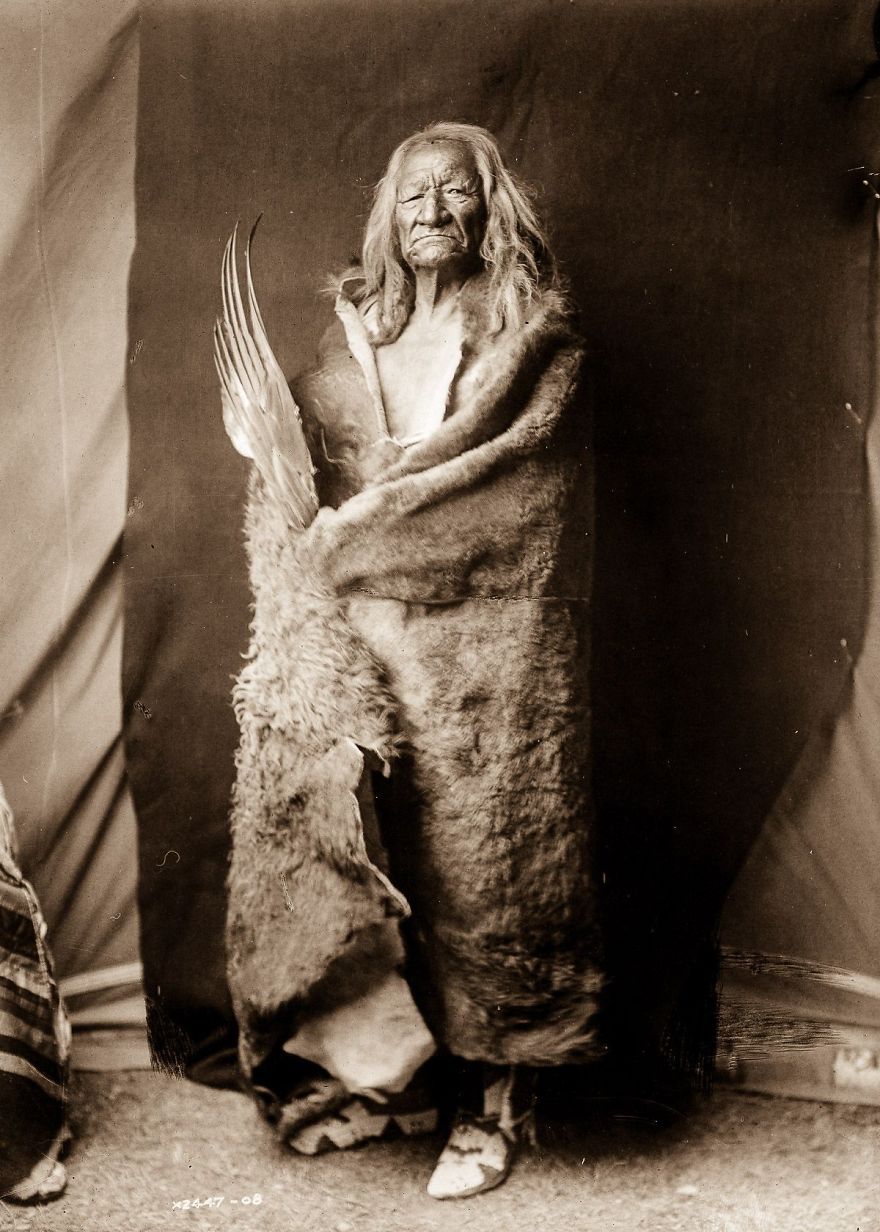 Редкие фотографии 1900-х годов показывают, как жили индейцы еще 100 лет назад