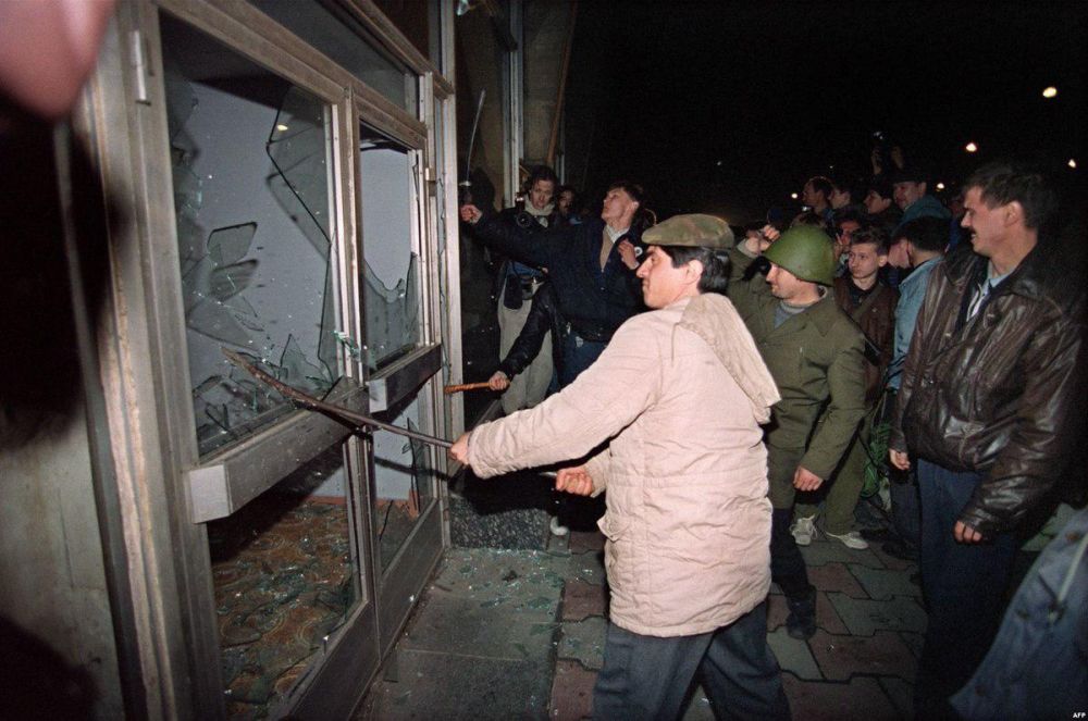 11 цветных фото, показывающих историю с другой стороны