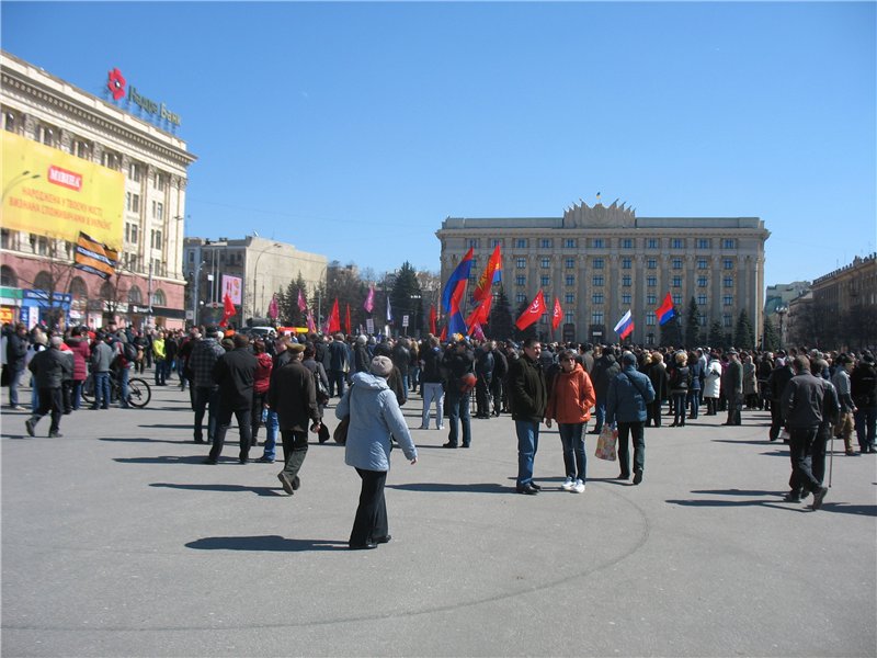 Харьков и Донецк - общий митинг перерастает в антибандеровское восстание Харьков и Донецк - общий митинг перерастает в антибандеровское восстание