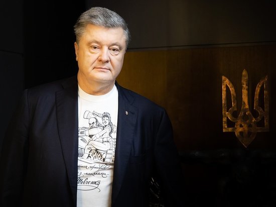 Порошенко сбежал с Украины накануне ареста Порошенко сбежал с Украины