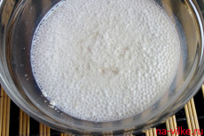 Дрожжи вспенились