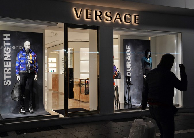 Michael Kors покупает Versace за €1,83 млрд