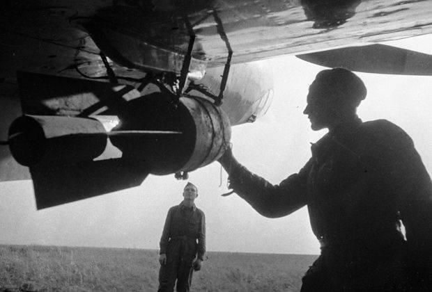 За десять дней до войны За десять дней до войны