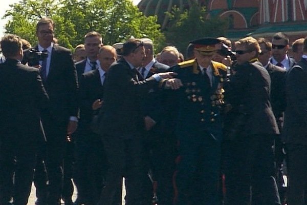 Не простой ветеран, которого "оттолкнули": Путин знаком с ним уже 2 года Не простой ветеран, которого "оттолкнули": Путин знаком с ним уже 2 года