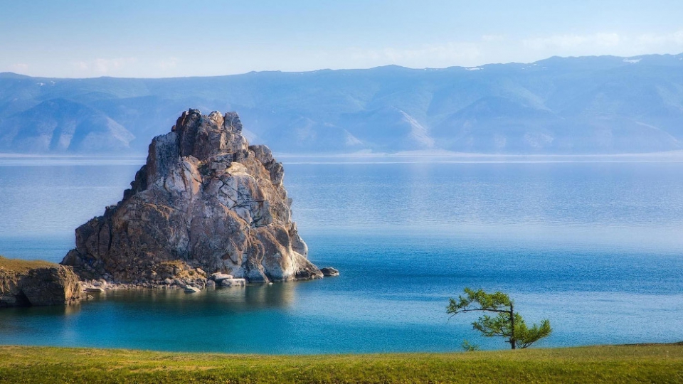 Самые глубокие места в мире Самые глубокие места в мире