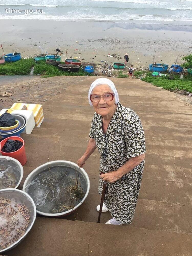 89-летняя баба Лена ездит по всему миру на свою российскую пенсию 89-летняя баба Лена ездит по всему миру на свою российскую пенсию