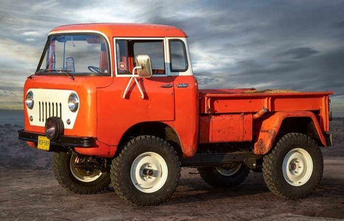 Jeep FC 150 concept.
