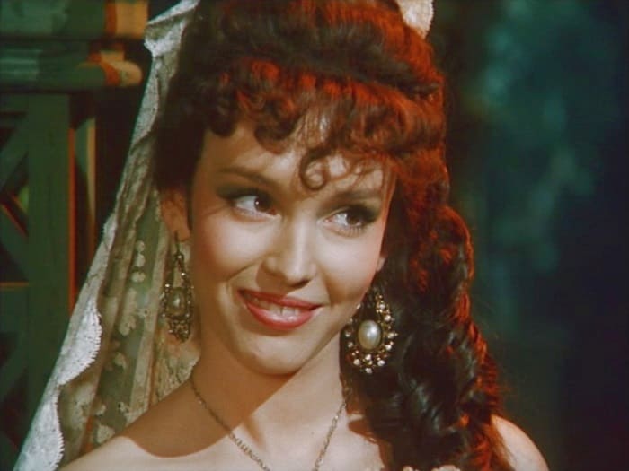 Анна Самохина в фильме *Дон Сезар де Базан*, 1989 | Фото: kino-teatr.ru Анна Самохина в фильме *Дон Сезар де Базан*, 1989 | Фото: kino-teatr.ru