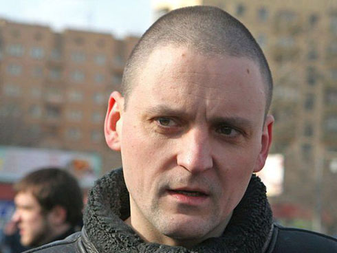 Удальцов уже вышел из колонии и едет в Москву
