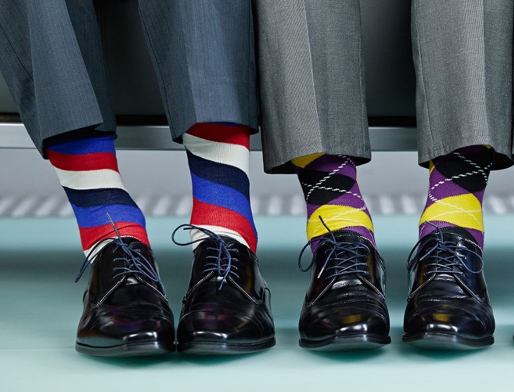15 стильных носков с принтом дешевле 100 рублей