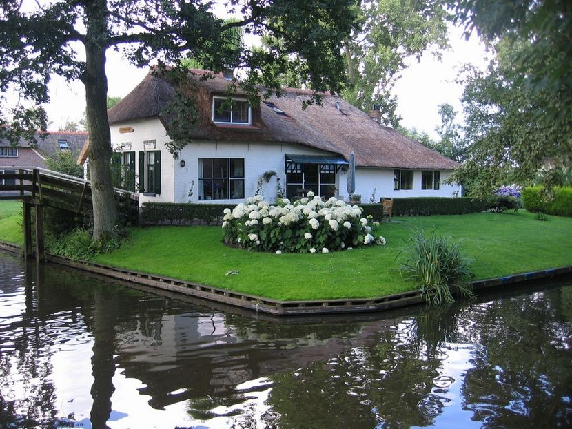 Giethoorn24 Гитхорн: деревня, где нет дорог