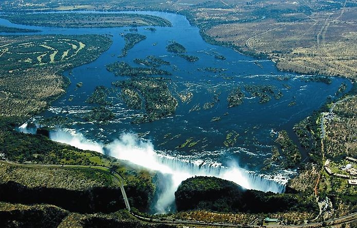 Водопад Виктория – Гремящий дым