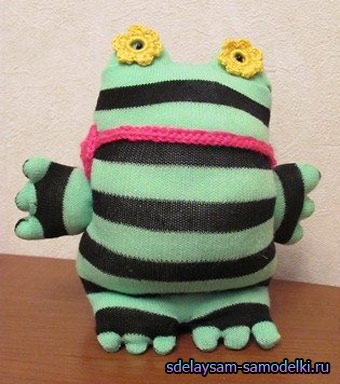 Крокодильчик - игрушка спицами Крокодильчик - игрушка спицами