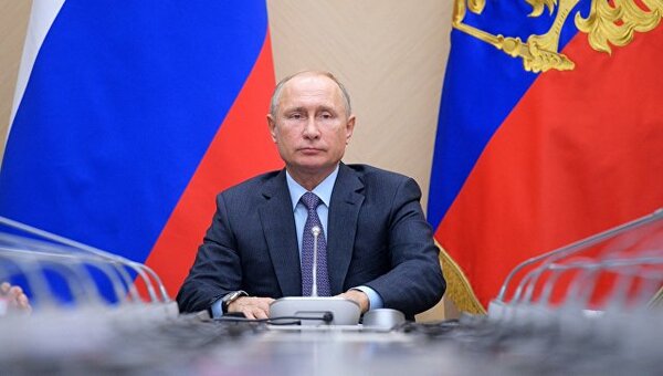Путин объяснил, почему не стал разговаривать с Порошенко Путин объяснил, почему не стал разговаривать с Порошенко