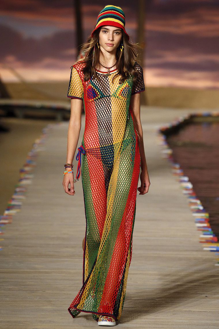 Tommy Hilfiger, - 2016:     70- .