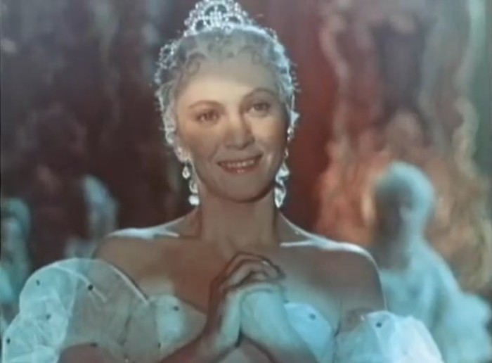 Раиса Стручкова в роли Золушки, 1960 | Фото: kino-teatr.ru Раиса Стручкова в роли Золушки, 1960 | Фото: kino-teatr.ru