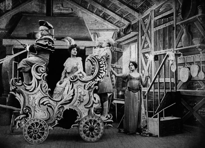 Кадр из фильма *Золушка*, 1899 | Фото: film.ru Кадр из фильма *Золушка*, 1899 | Фото: film.ru