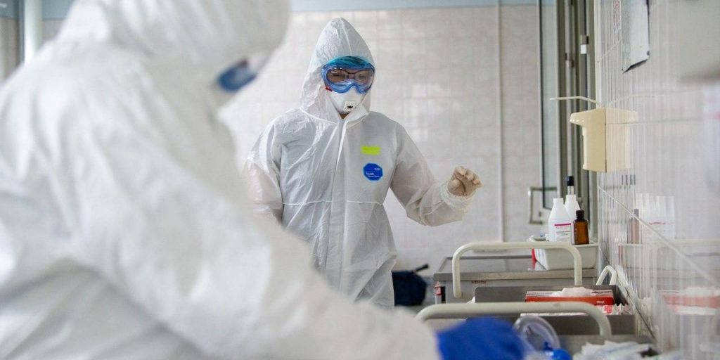 Студенты рассказали о решении пройти практику в коронавирусных клиниках