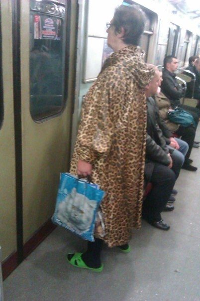 Метромода (приколисты, весельчаки, косплейщики, ну и разные другие...) этакие "специи", разбавляющие бульон обыденности Метромода (приколисты, весельчаки, косплейщики, ну и разные другие...) этакие "специи", разбавляющие бульон обыденности