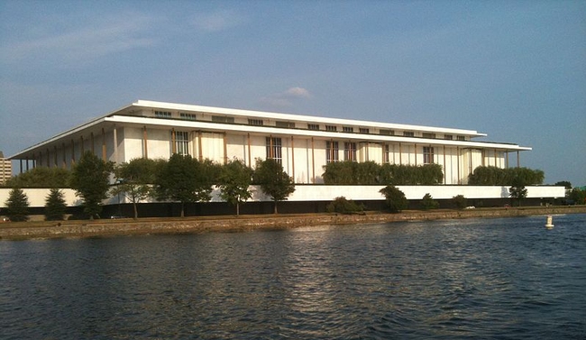Центр исполнительских искусств Дж.Ф. Кеннеди. 1971. Вид сегодня. Фото Wikimedia Commons