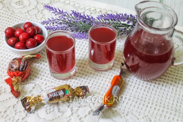 Фото наливки из вишни