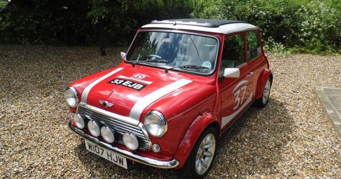 Mini Cooper показал насколько важна для гоночной машины управляемость. Mini Cooper показал насколько важна для гоночной машины управляемость.