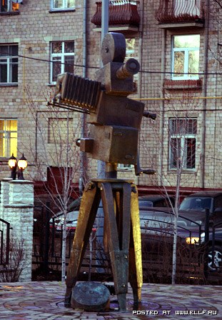 Самые необычные памятники Москвы (63 фото)