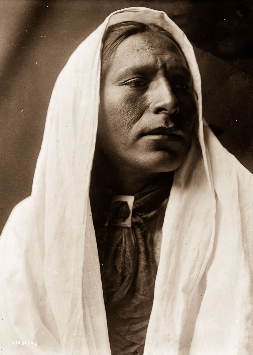 Редкие фотографии 1900-х годов показывают, как жили индейцы еще 100 лет назад
