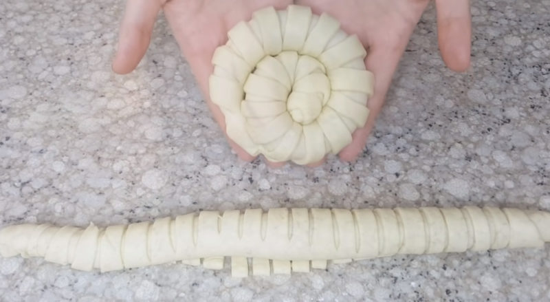 Невероятно нежные, вкусные пирожки из простых ингредиентов поразят Ваших гостей Невероятно нежные, вкусные пирожки из простых ингредиентов поразят Ваших гостей