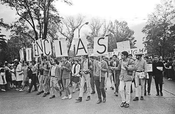 Марш студентов в Мехико 1968 года. Предтечи «жёлтых жилетов» и «оккупаев»: Как 1968 год оказался годом протестов в разных странах