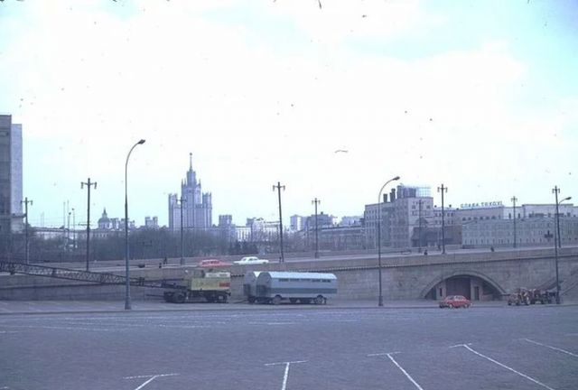 Москва в преддверии 1 мая 1982 года. Москва в преддверии 1 мая 1982 года.