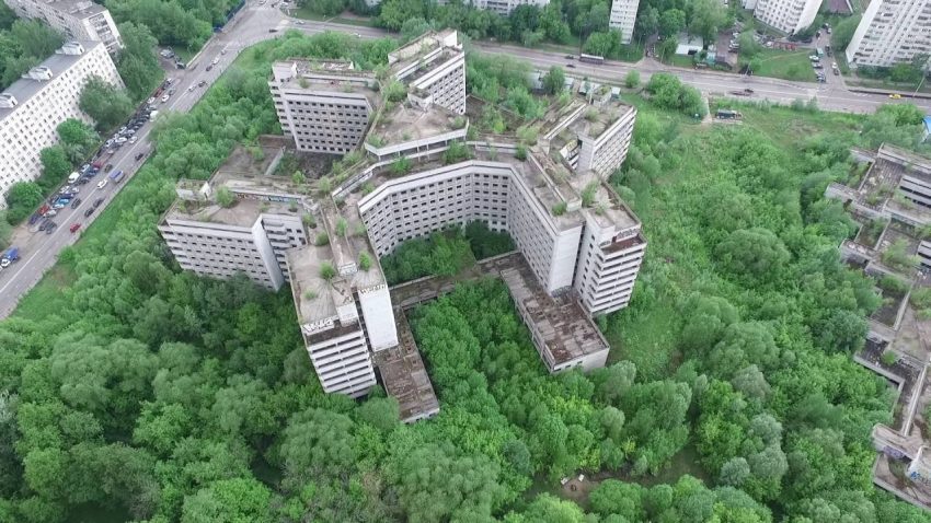 При сносе долгостроя в САО будут использованы уникальные технологии