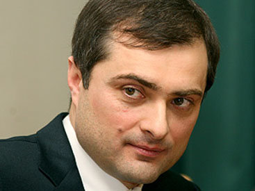 Сурков назвал Путина белым рыцарем Бога Сурков назвал Путина белым рыцарем Бога