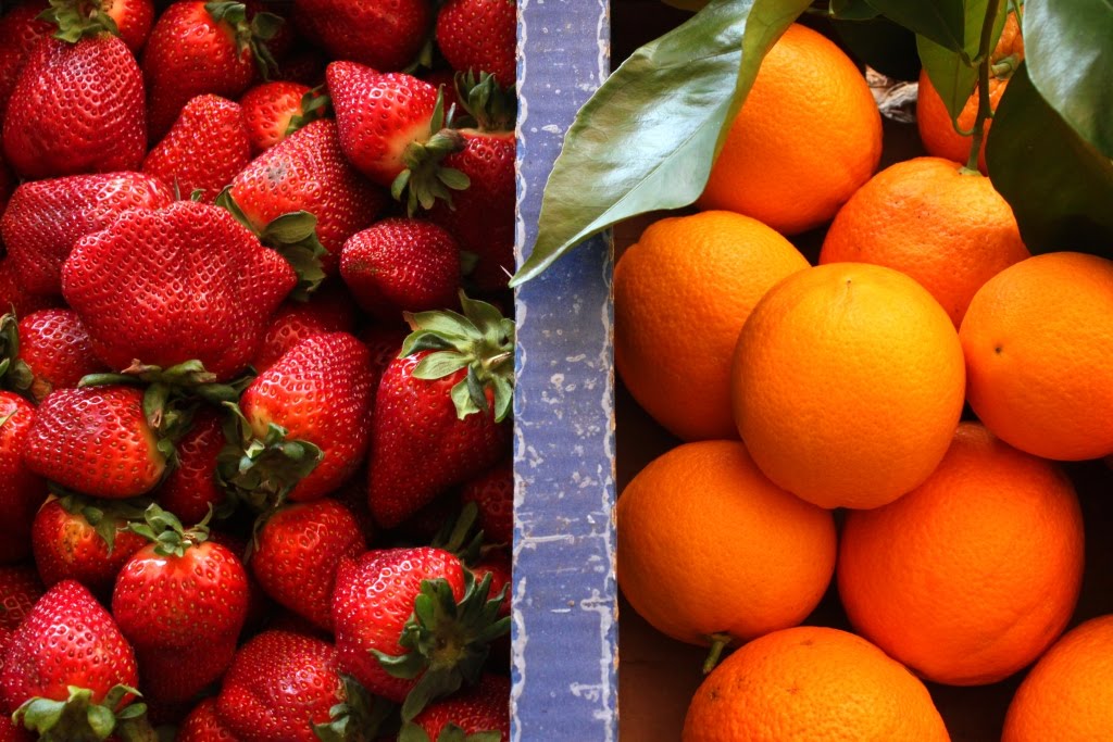 апельсины и клубника