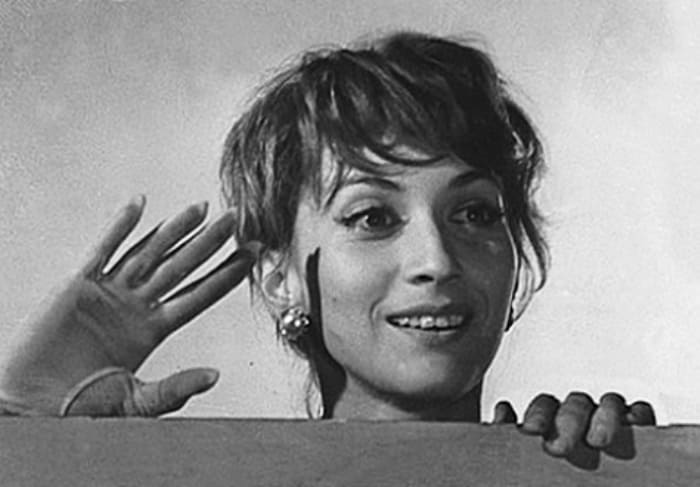 Софико Чиаурели в фильме *Генерал и маргаритки*, 1963 | Фото: kino-teatr.ru Софико Чиаурели в фильме *Генерал и маргаритки*, 1963 | Фото: kino-teatr.ru