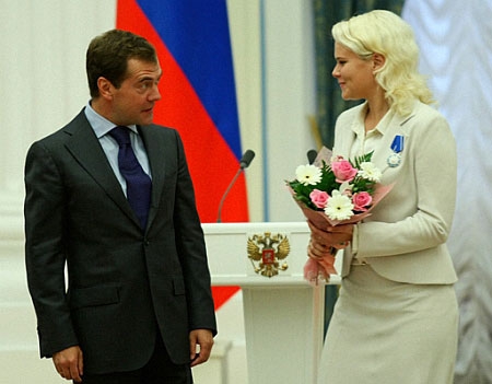 Медведев и Женщины женщины, медведев, приколы