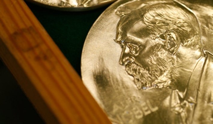 Нобелевскую премию мира может получить премьер Греции или Македонии