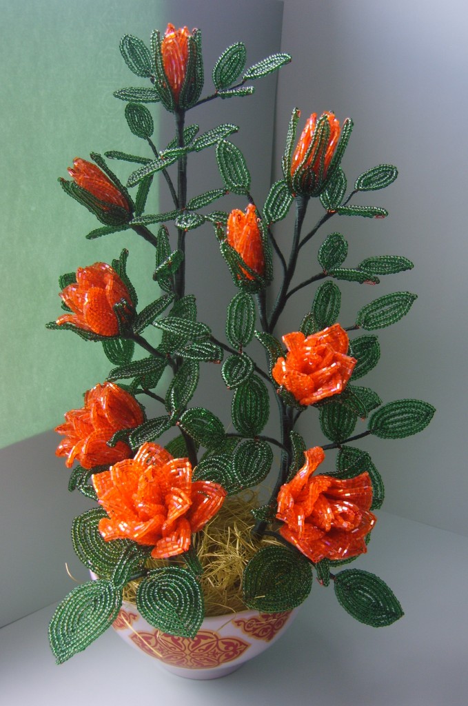 Изделия из бисера для начинающих роза
