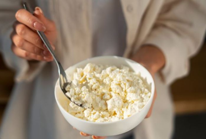 Улучшение здоровья кишечника и другие преимущества употребления творога каждый день