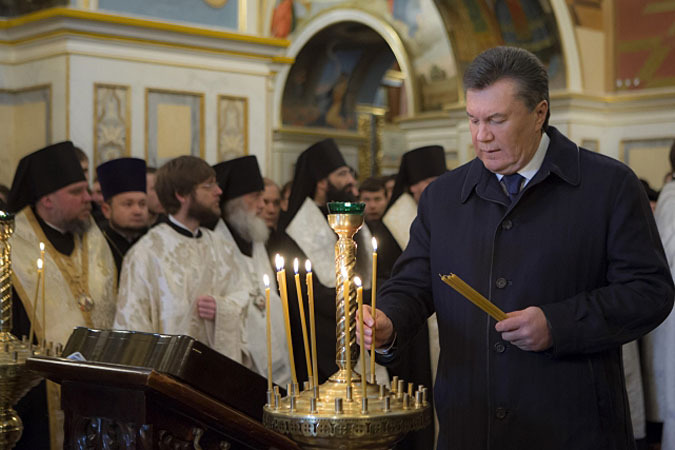 Эдуард Лимонов: Решись на разгон, Виктор Янукович! Эдуард Лимонов: Решись на разгон, Виктор Янукович!