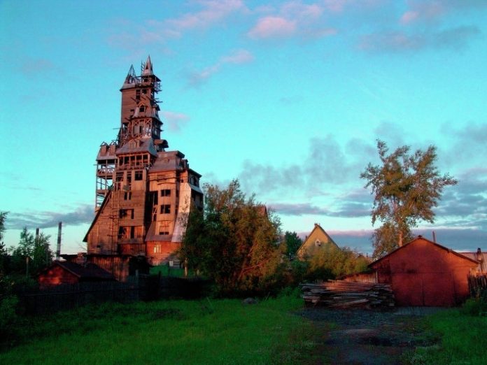 Деревянный небоскрёб Сутягина