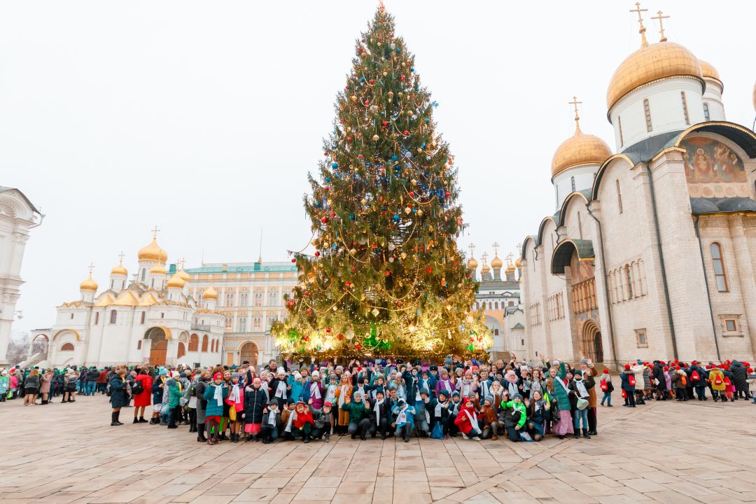 Звёздные гости Кремлёвской Ёлки увидели новогоднюю сказку «Письмо Деду Морозу»