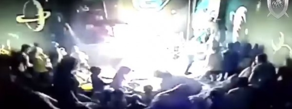 В Сети появилось видео взрыва в иркутском торговом центре В Сети появилось видео взрыва в иркутском торговом центре