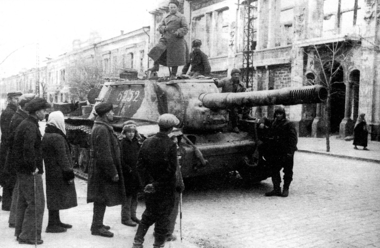 Освобождение Крыма и Севастополя. (63 ФОТО) Освобождение Крыма и Севастополя. (63 ФОТО)