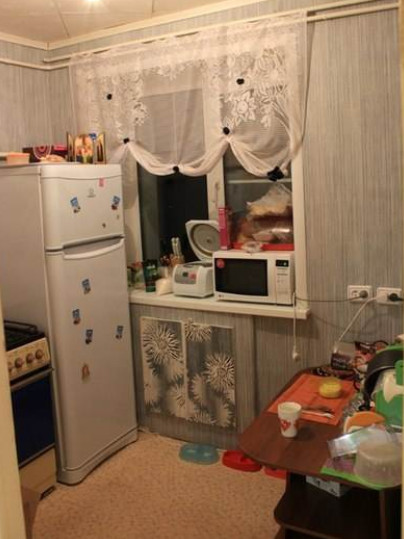 Муж сам отремонтировал эту кухню в 5 кв.м. пока жена гостила у тещи. После приезда, она просто была ошарашена от увиденного… Муж сам отремонтировал эту кухню в 5 кв.м. пока жена гостила у тещи. После приезда, она просто была ошарашена от увиденного…