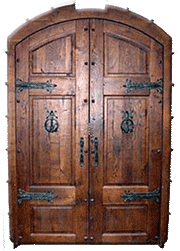 большая деревянная дверь